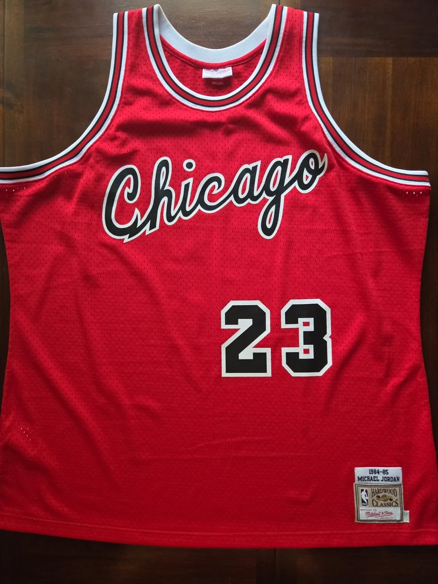 Preços baixos em Mitchell & Ness Michael Jordan Chicago Bulls