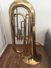 Maxtone BB♭-Tuba - 3 Valvole - Verniciato Oro - Made in Taiwan
