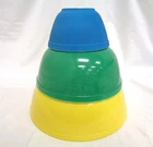 Pyrex Nesting Mixing Bowls Primary Colors Set of 3, Yellow/Green/Blue
