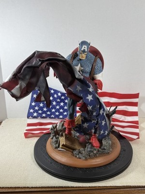 CAPTAIN AMERICA ( 911 TRIBUTE ) Statue ~ Diamond Select ~ w/COA ~ # 66/2500