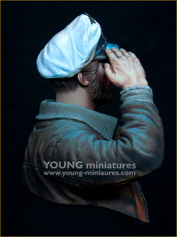 Young Miniatures, oficial de submarino Segunda Guerra Mundial, busto de resina escala 1/10, YM18102 Foto 2 de 4