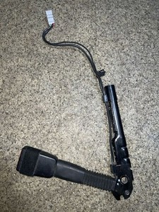 BMW 3 E90 E91 2006 Gurtschloss vorne 9119541 LIA34218