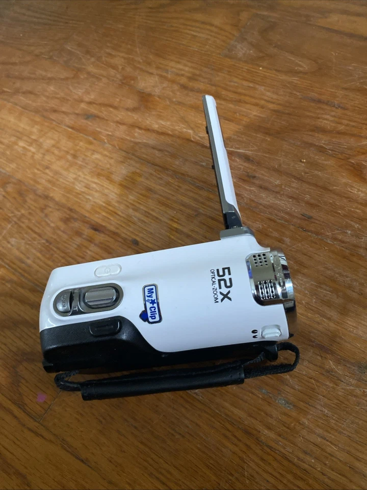 Samsung HMX-F90 Handycam 52X Optical Zoom Camcorder Black - Image 3 of 3