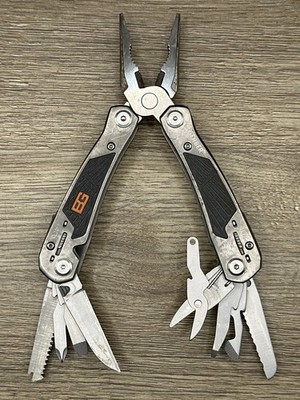 Gerber Bear Grylls Ultimate Multi-Tool Knife Scissors Saw More Gray Used