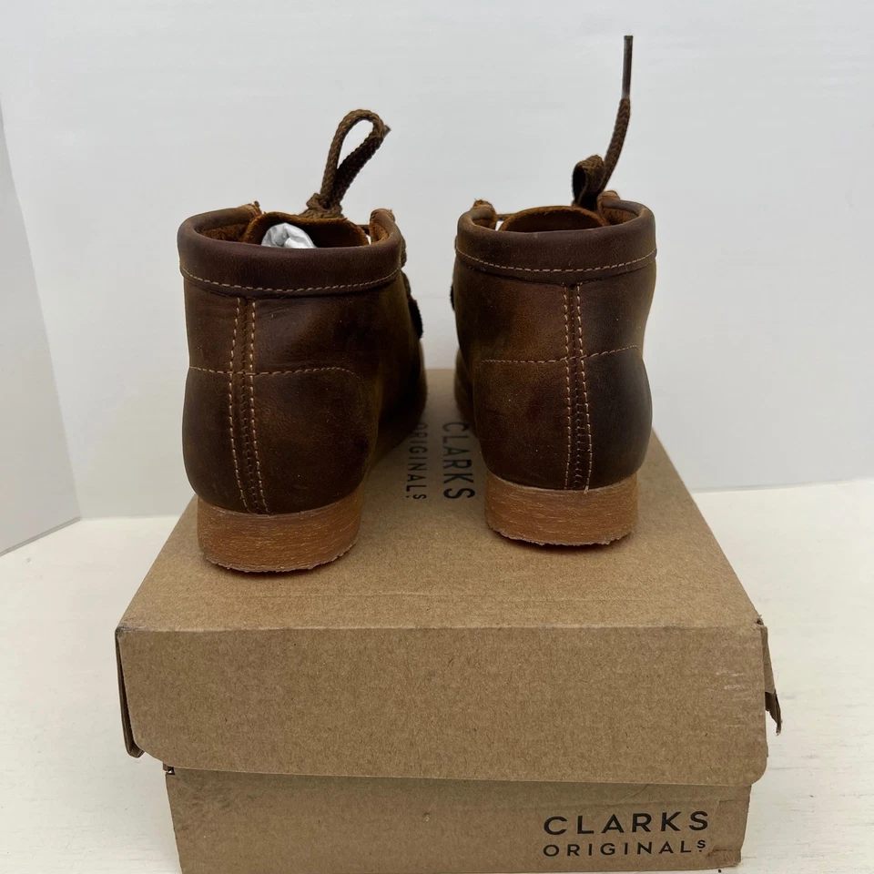 Clarks Originals Brown Leather Chukka Boots, Lace Up Ankle Boots Toddler Size 10 - Image 3 of 4