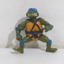 73129 Playmates Toys 1990 - Teenage Mutant Ninja Turtles - Leonardo