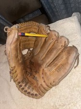 Wilson George Brett MVP .390 Personal Model A2350 11" Leather Baseball Glove RHT