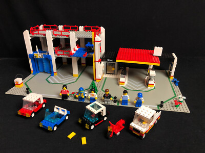 LEGO 6394 Classic Town Gas Station Metro Park & Service
