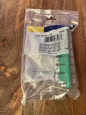 Leviton Cat 5F 100-2VL Precision Molded Fiber Adapter Plate 6 Duplex LC New