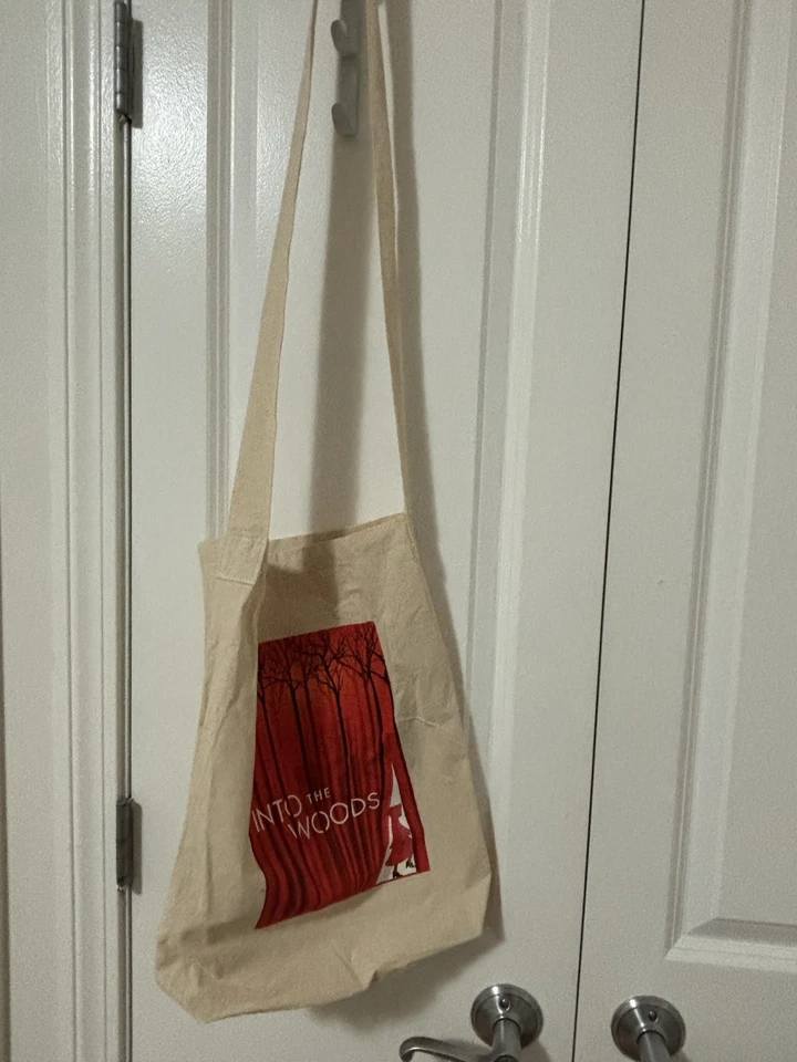 Bandolera de mano Into The Woods Broadway Foto 3 de 3