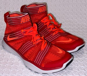 Nike Free Train Virtue Men\'s University Red/Hyper Orange Training-Running Sz 9.5 Nike Free Train Virtue Athletic Shoes Men Size 13 University  main image 3