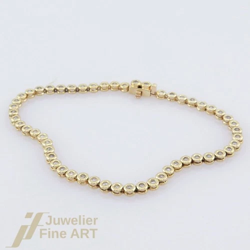 Brilliant tennis bracelet with 54 brilliant diamonds with total Approx 1.35ct - 14K/585 Yellow Gold