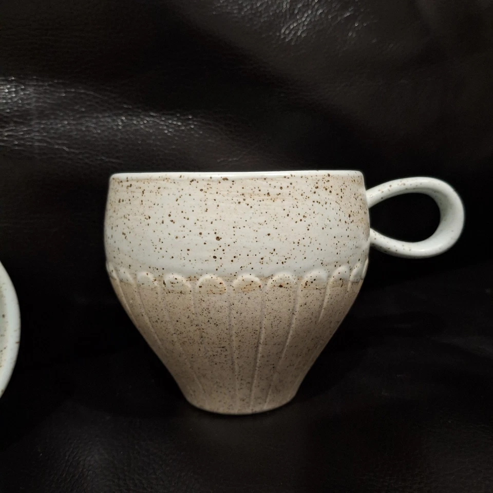 Robert Gordon Ceylon Natural MUG ×2 Stoneware HAND BRUSHED GLAZE 350ml Scalloped - image 2 of 4