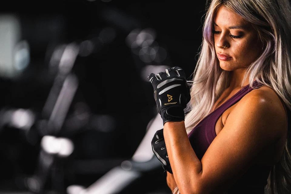 Женские тренировочные перчатки Bionic Beastmode на все пальцы для тренажерного зала большие - Изображение 4 из 4