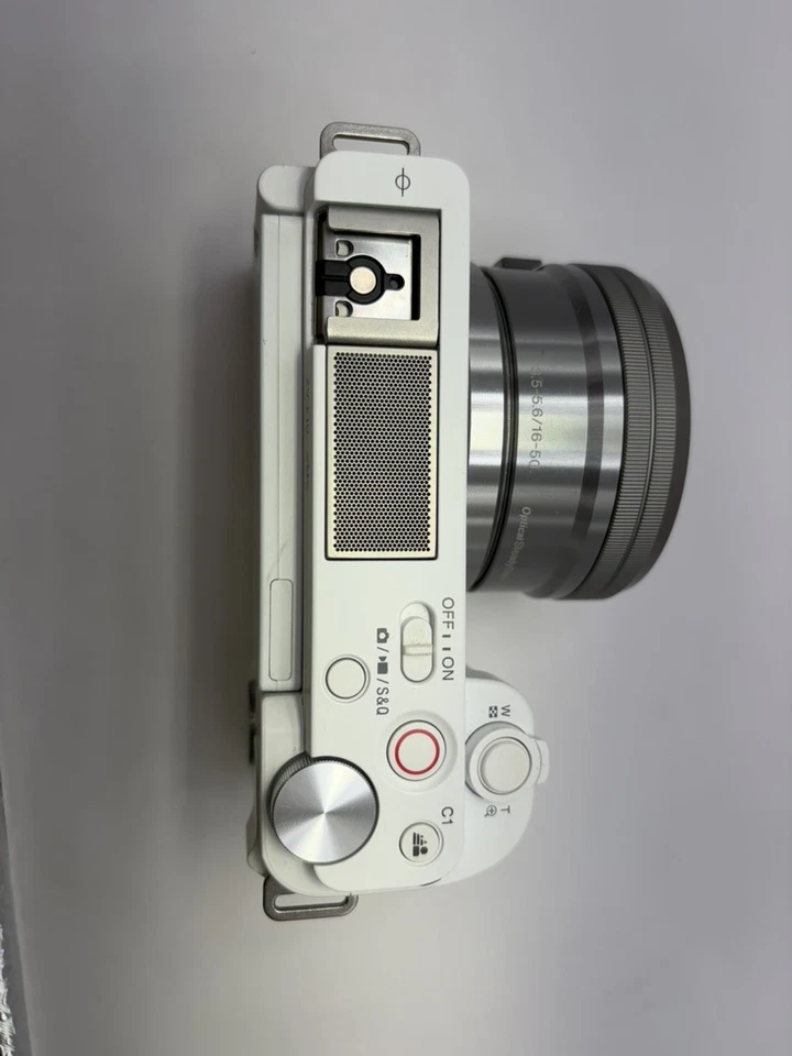 SONY ZV-E10 white SHUTTER COUNT 869 (CCP001378) - Image 2 of 4
