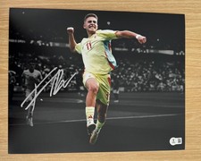 FERMIN LOPEZ SIGNED SPAIN 11X14 PHOTO BAS BECKETT 2