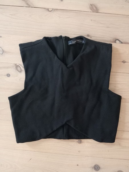 Zara Black Crop Top, Size 10, Formal, Party, Night Out