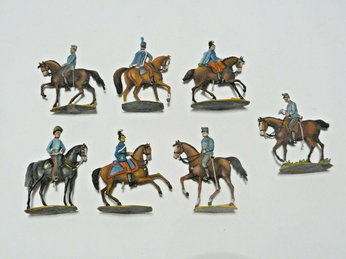 Plats d'étain - Zinnfiguren - Flat tin : 148 cavaliers - guerre de 7