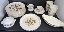 Sheffield Strawberries ' N Cream Stoneware Set Plates Bowls Ramekins Choice