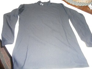 Under Armour black long sleeve turtleneck XL Youth