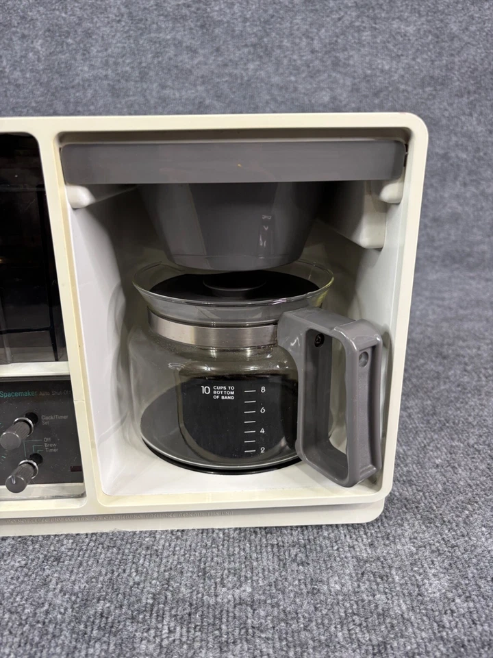 Black & Decker Spacemaker 10 Cup Drip Coffee Maker SDC2AG White Tested Working - Image 3 of 4