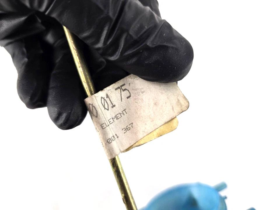 Elemento de bloqueo de vacío de puerta de combustible Mercedes Benz W123 1238000175 240D 280E 300D NOS Foto 2 de 4