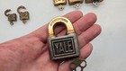 LOT (6) YALE & TOWN MFG. CO BRASS PADLOCKS - ALL WITH KEYS ALL DIFFERENT SIZES — photo 10