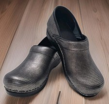 Nurses Sanita Danish Design Signature Clogs Women 39 US 8.5 Slip-On - NEW