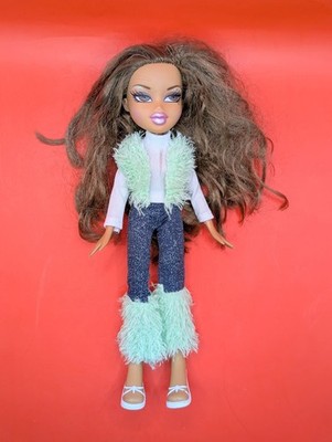 Bratz Doll Yazmin With Clothes 2001 MGA