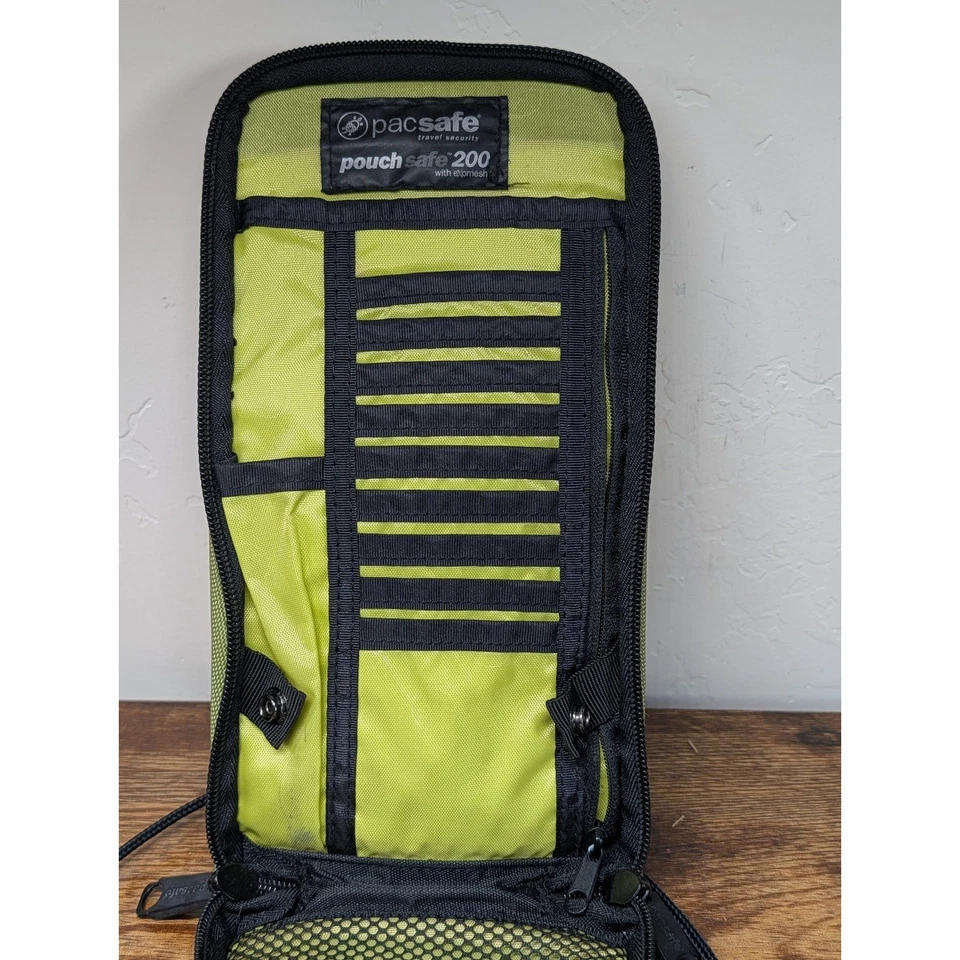 Pacsafe Pouchsafe 200 Seguridad de Viaje RFID Bloqueo Cuello Bolsa Verde Oliva Foto 4 de 4
