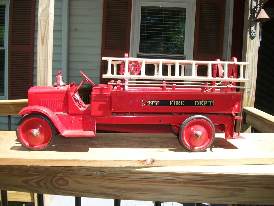 Steelcraft City Fire Dept. Грузовик с лестницей - Изображение 4 из 4