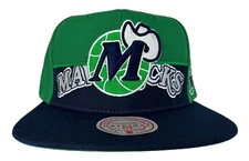 Mitchell & Ness NBA Dallas Mavericks Hardwood Classics Half n Half Snapback Hat