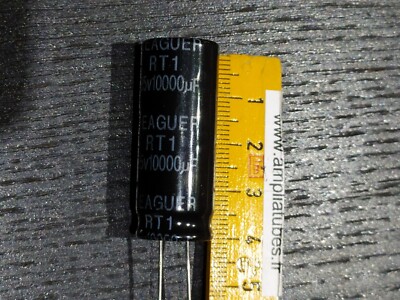 Condensateur Chimique 10000µF 25V Radial 105°C - Neuf