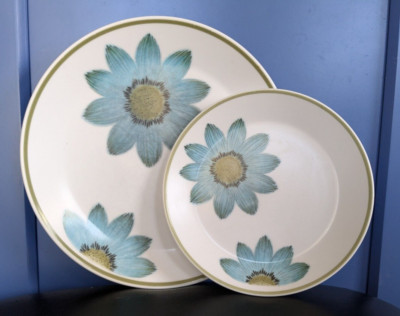Noritake Progression UP-SA Daisy  MCM China 8.5'' Salad & 6'' Bread Plate, Japan