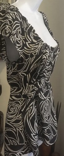 Monsoon Size 12 Silk Shortsleeve Blouse Black And White Lightweight - Picture 8 of 10