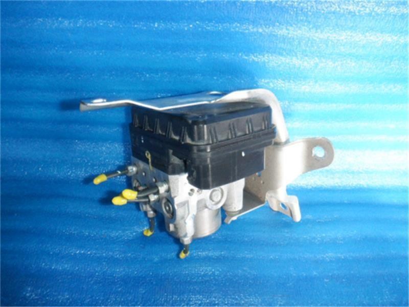 Mitsubishi Genuine ToPPo H82A ABS Brake Actuator MN113718 P1070024023408