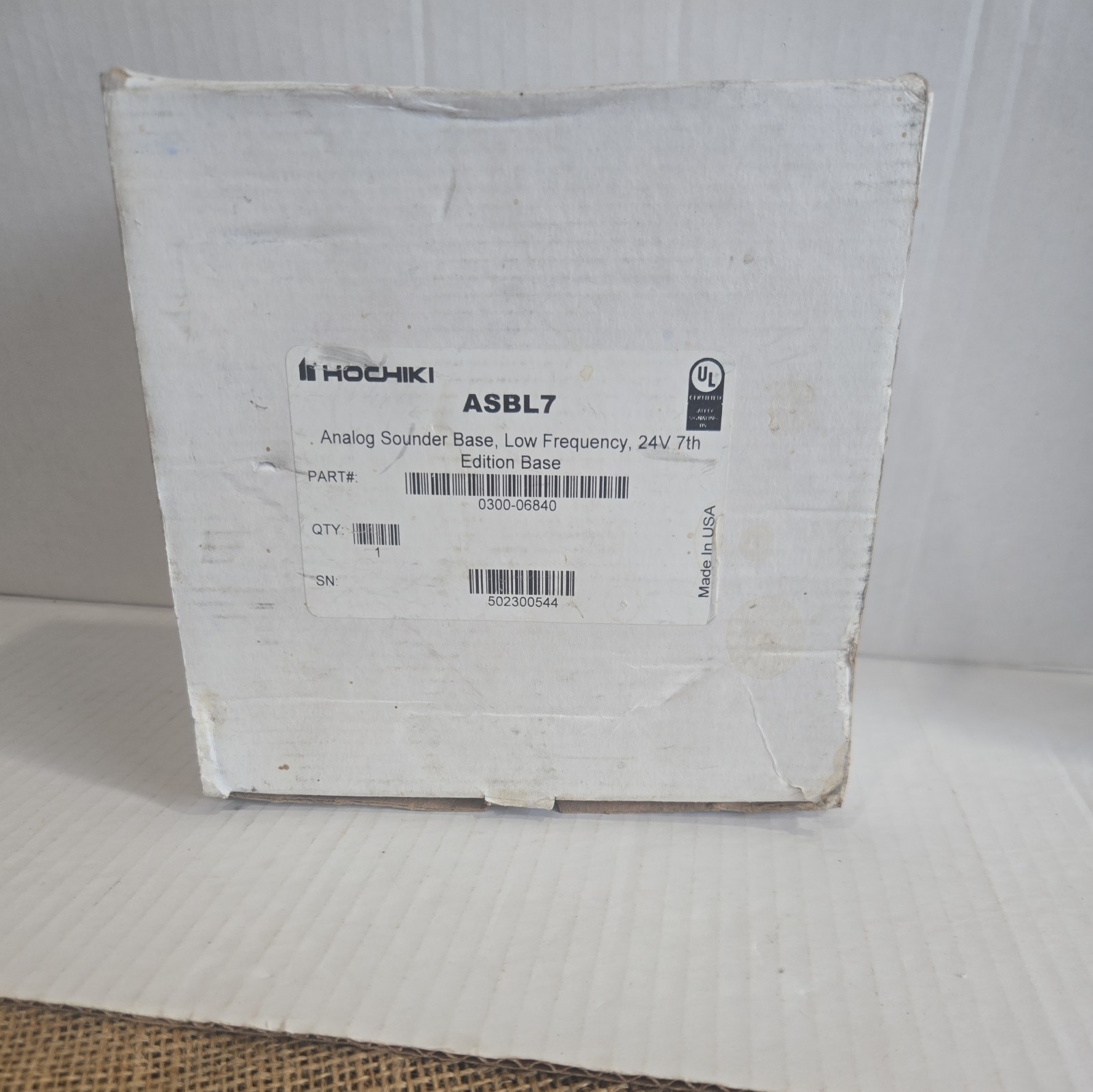 Addressable Sounder Base, Low Frequency, 24 VDC, 6", Ivory. Hochiki #ASBL7