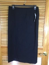 Le Suit Women's Size 12 Black Back-Zip Polyester Midi Skirt ZP-A36