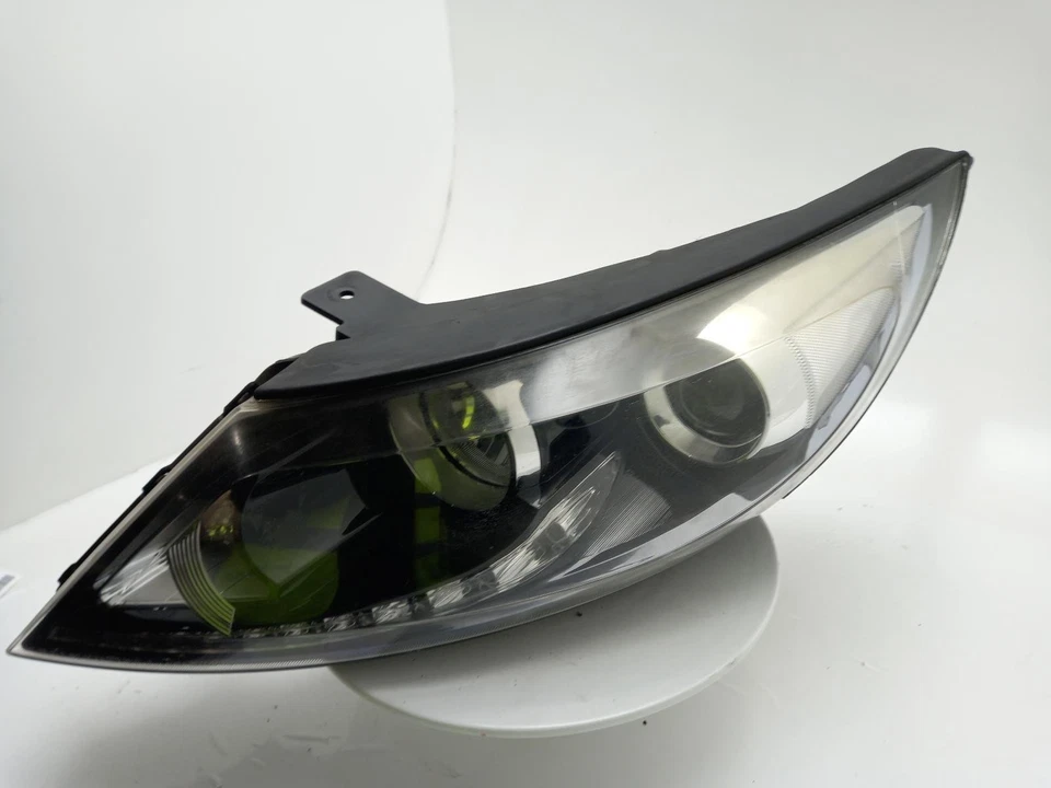 Faro delantero KIA SPORTAGE N/S 2010-2014 5 puertas Estate LH Foto 3 de 4
