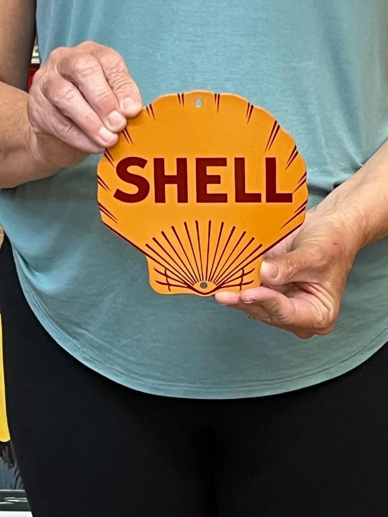 Shell Porcelain Sign In Collectible Gas & Oil Advertising Signs