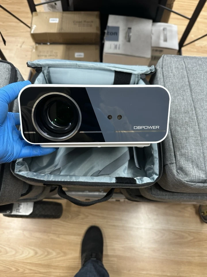 Auto Focus/Keystone DBPOWER Projector 4K 5G WiFi Two-Way BT, 600ANSI FHD 1080P - Image 2 of 4