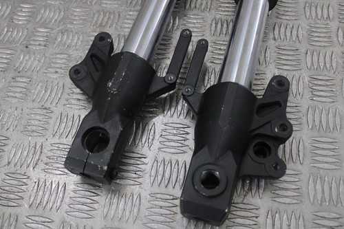 Kawasaki KLE 650 Versys 2017 forks 2015 - 2021 - Picture 2 of 8