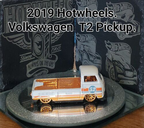 2019 Hotwheels Volkswagon T2 pick-up. Loose. - Photo 1/6