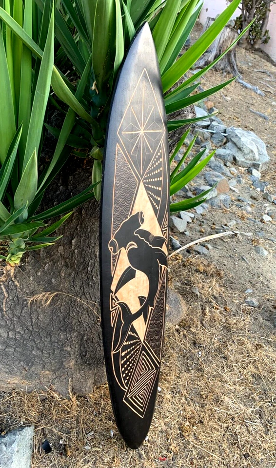 Placa de pared decorativa Tribal Hammerhead Shark 39"x 10" Foto 3 de 4