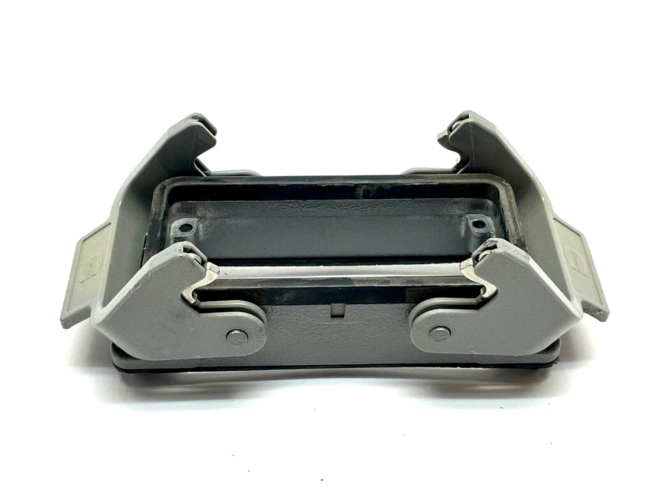 Harting Han EMC/B 16 Base Panel 09 62 816 0301 - Image 4 of 4