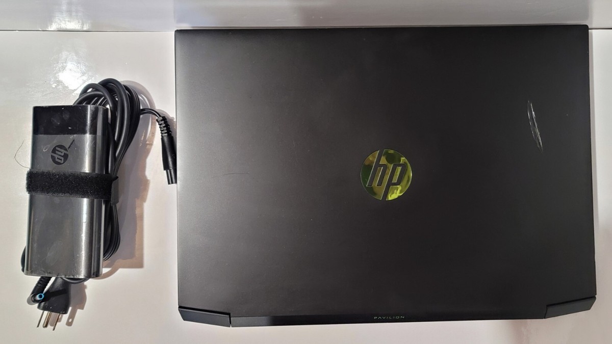 HP Pavilion 15 AMD RYZEN 5 3550H 8GB 256GB SSD NVIDIA GTX 1050