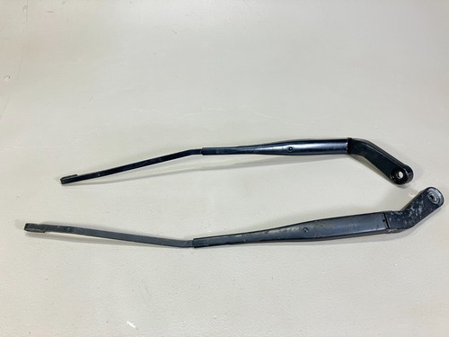 07-15 Freightliner Step Walk In Van MT45 MT55 windshield wiper arm arms pair - Picture 9 of 10