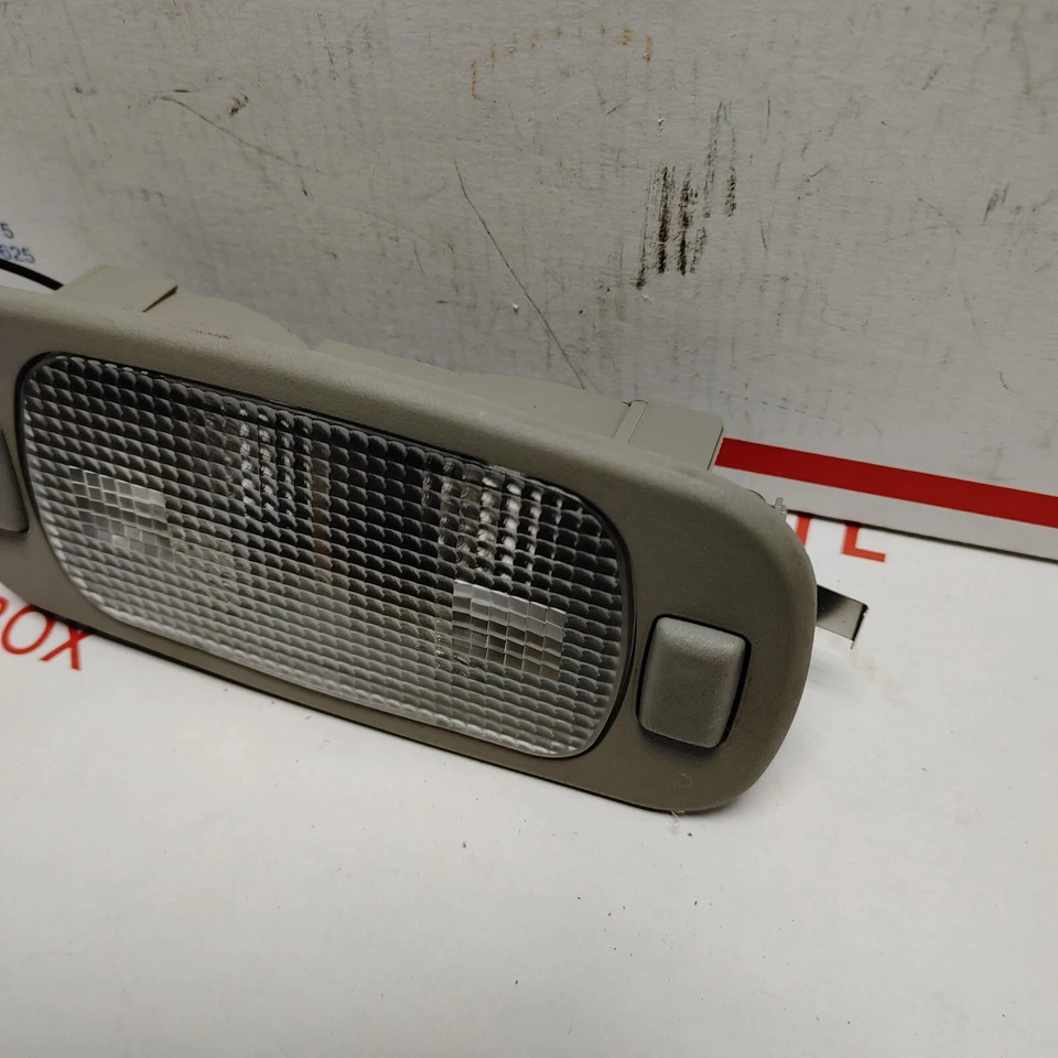 02 03 04 05 06 07 Buick Rendezvous Luz Domo Superior Lámpara Mapa OEM 2002 - 2007 Foto 3 de 4