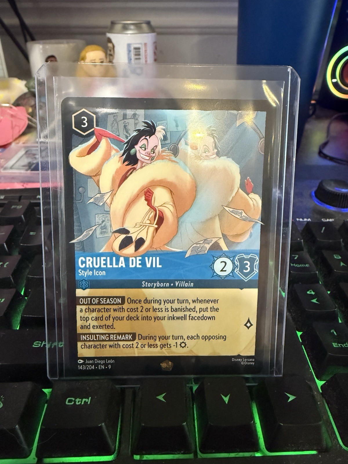 Cruella De Vil - Style Icon Fabled 143/204 NM Lorcana Card