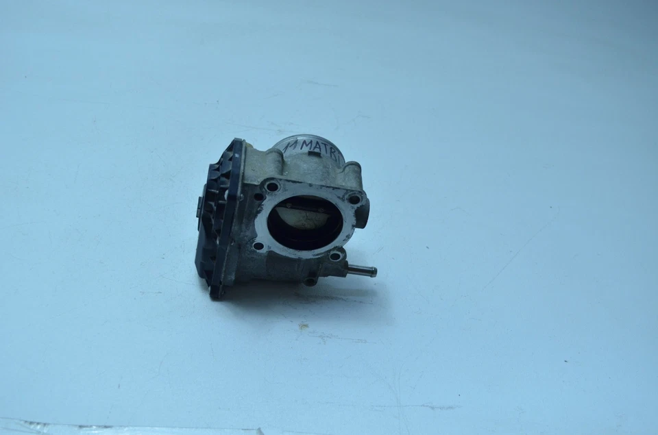 КОРПУС ДРОССЕЛЬНОЙ ЗАСЛОНКИ ДВИГАТЕЛЯ 2010 TOYOTA MATRIX 1,8 Л ОТ ОРИГИНАЛЬНОГО ПРОИЗВОДИТЕЛЯ - Изображение 4 из 4